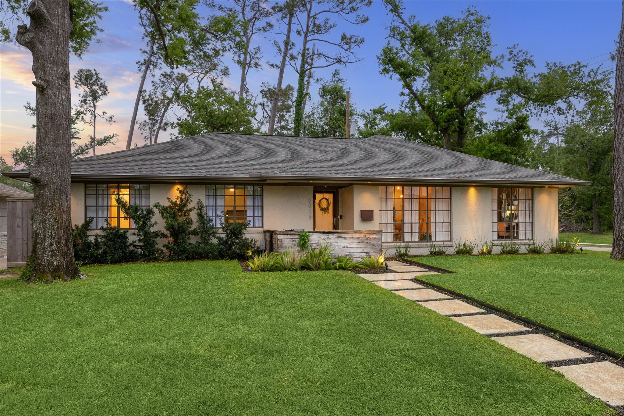 Driveway approach